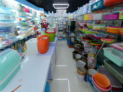 艷陽天日用百貨 義烏國(guó)際商貿(mào)城四區(qū)的戶外用品銷售新星